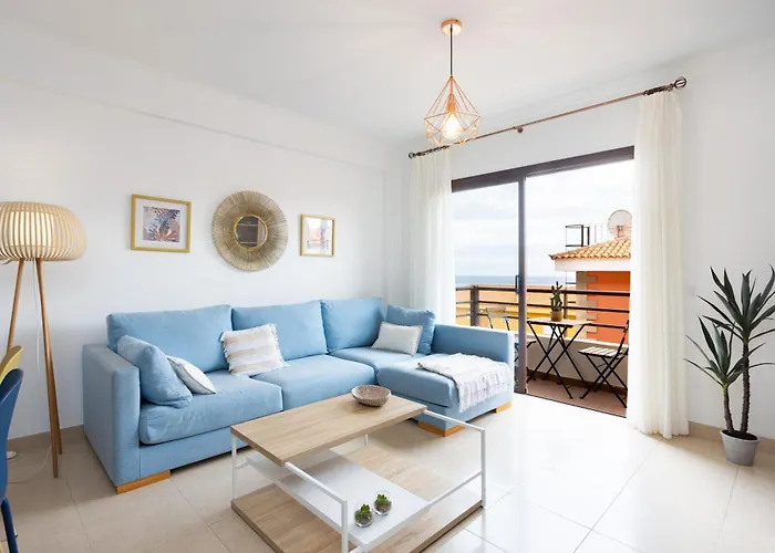 Home2book Enchanting Seaviews Duplex, Pool&terrace דירה קנדלריה