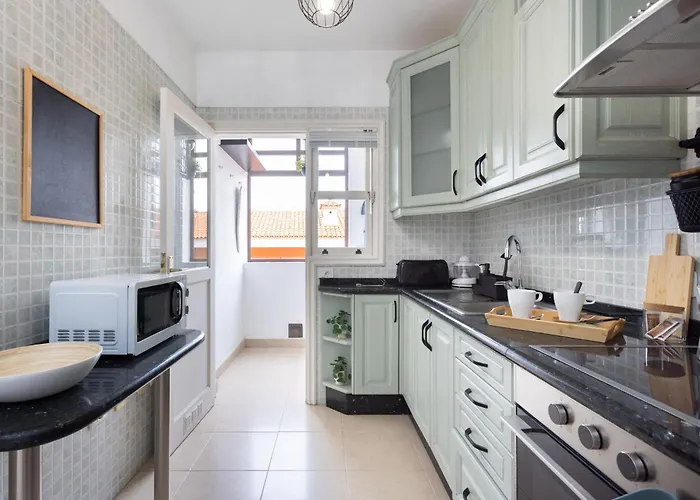 Home2book Enchanting Seaviews Duplex, Pool&terrace شقة *