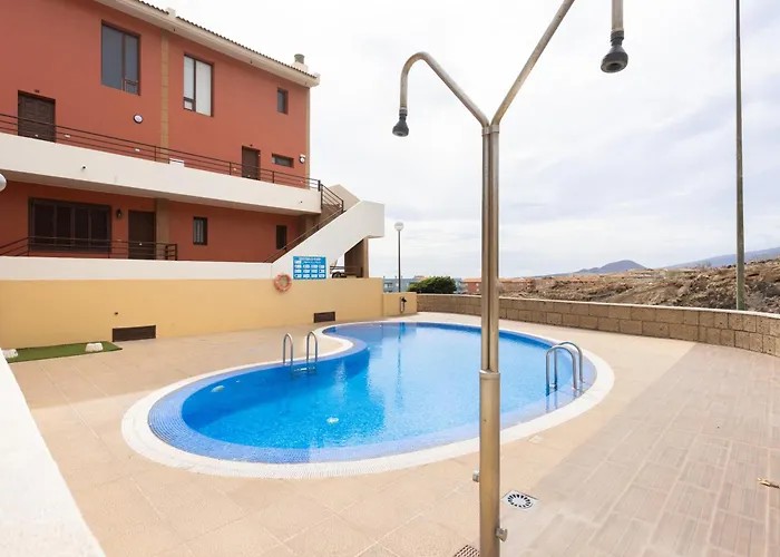 Home2book Enchanting Seaviews Duplex, Pool&terrace شقة *